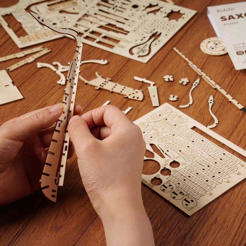 Saxofón 2 Puzzle 3D – Saxofón montaje